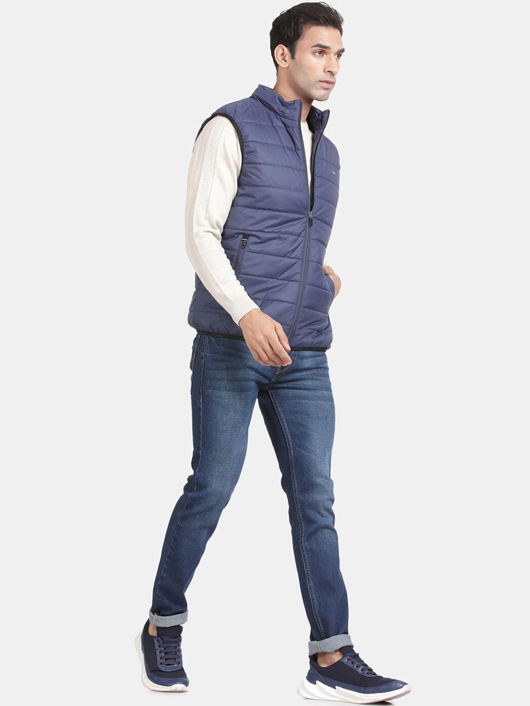 t-base Mock Collar Insulator Padded Jacket