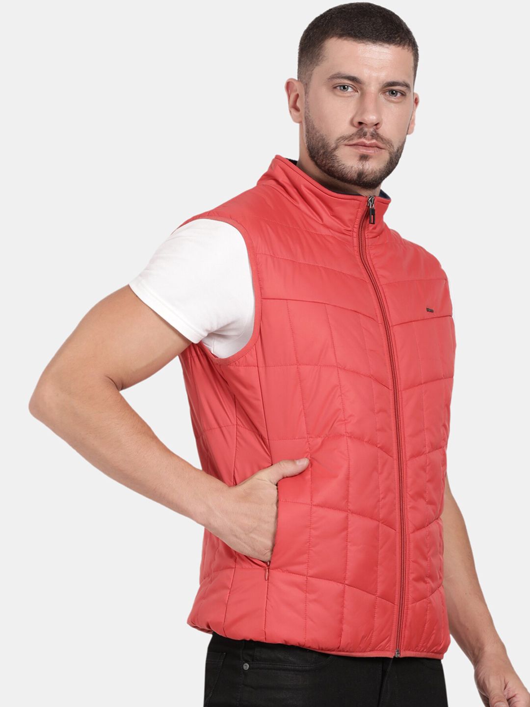 T-Base Sleeveless Puffer Jacket With Quilted Design And Polar Fleece Collar