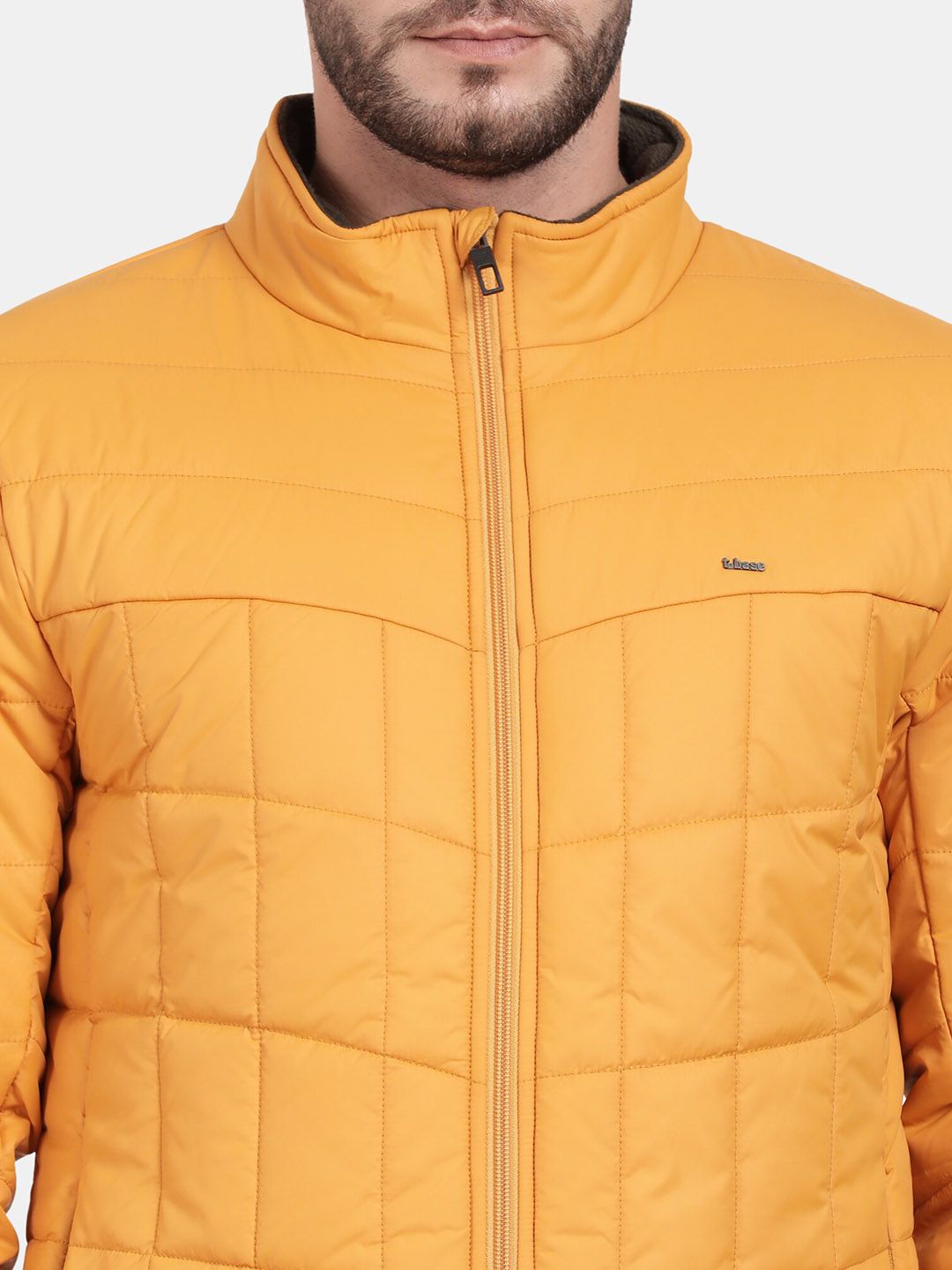 t-base Mock Collar Insulated Puffer Jacket
