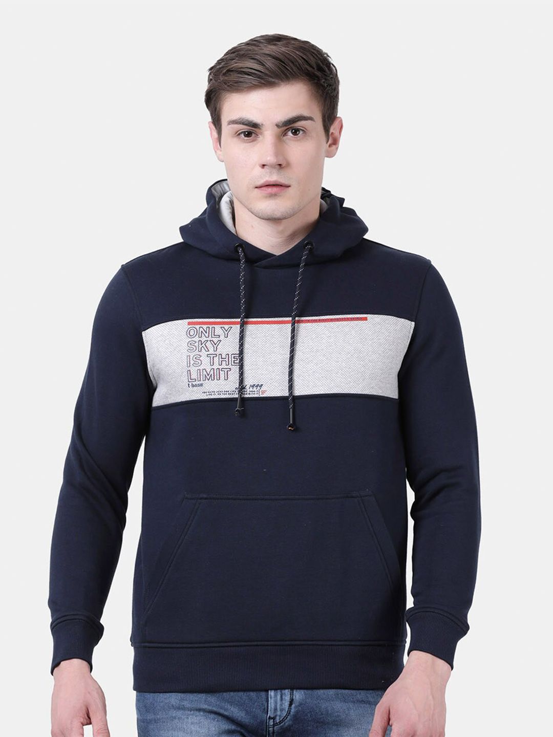 HOODY SWEATSHIRT