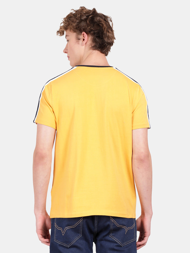 CREW NECK GRAPHIC T-SHIRT