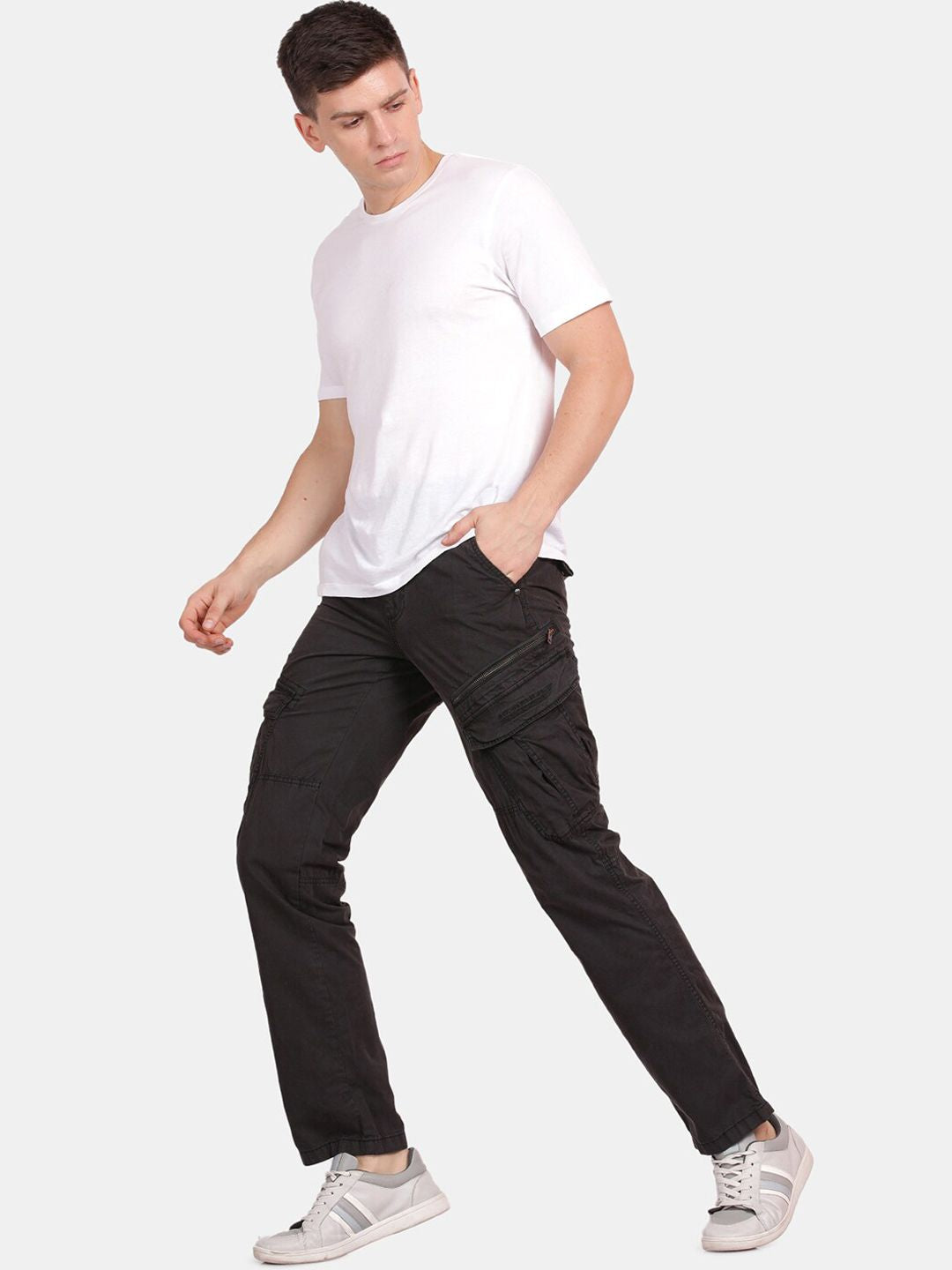 T-Base Men Mid Rise Pure Cotton Cargos Trousers