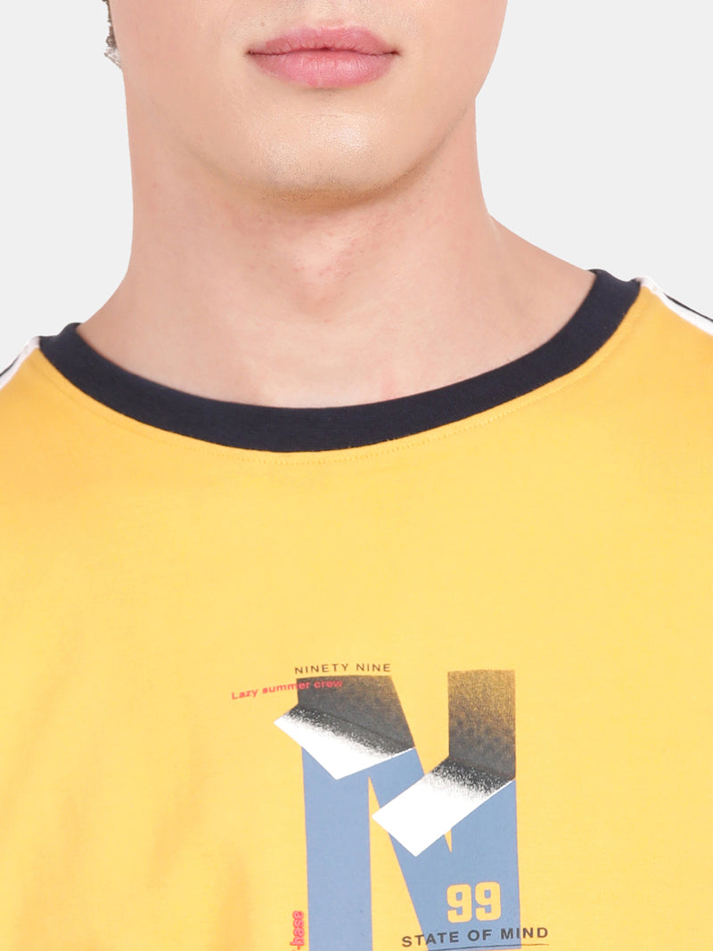 CREW NECK GRAPHIC T-SHIRT