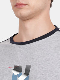 CREW NECK GRAPHIC T-SHIRT