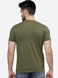T-Base Men Tribal Colourblocked Pockets T-Shirt