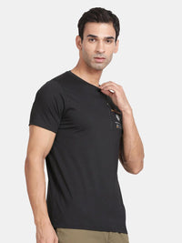 T-Base Typography Printed Relaxed Fit T-Shirt