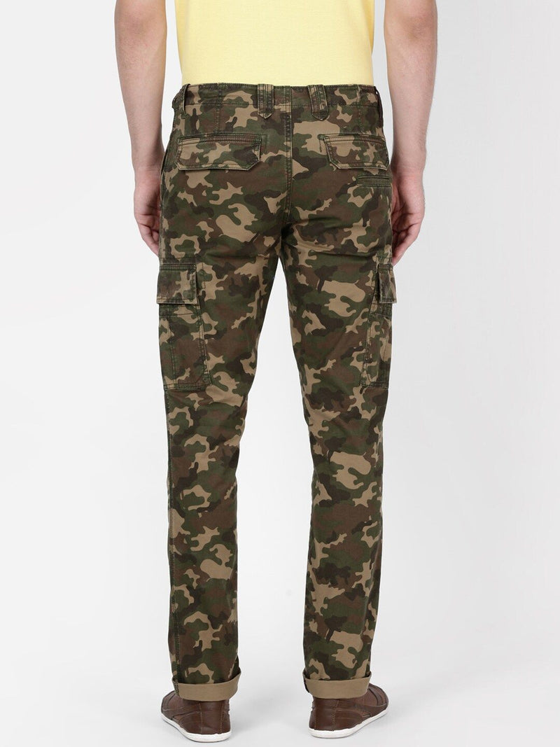 T-Base Men Camouflage Printed Cotton Easy Wash Mid-Rise Cargos Trousers