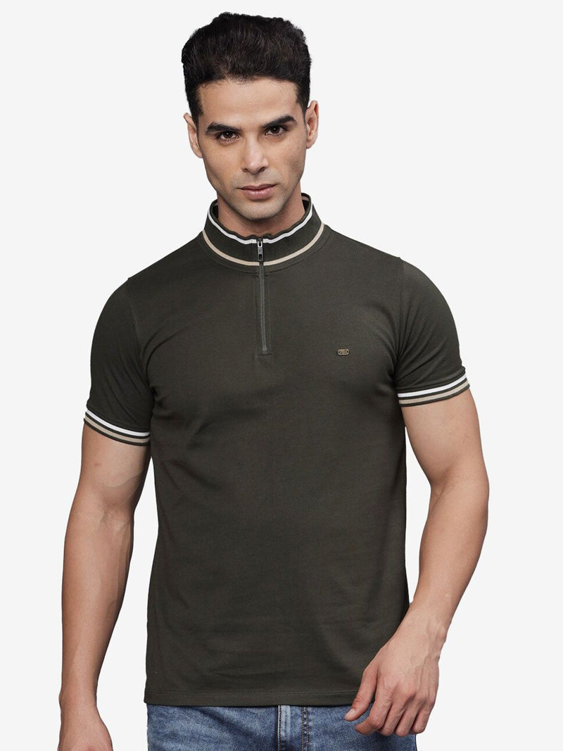 T-Base Men High Neck Applique T-Shirt
