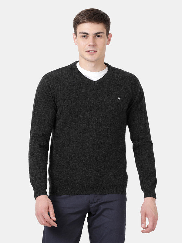 t-base Black Full Sleeve V-Neck Solid Sweater