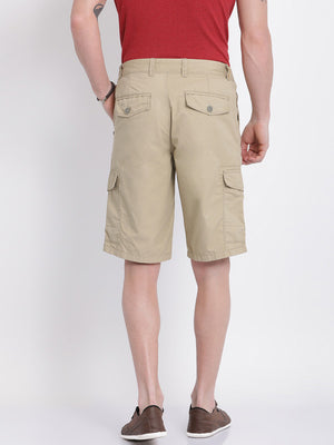 t-base Men Beige Cotton Solid Cargo Shorts