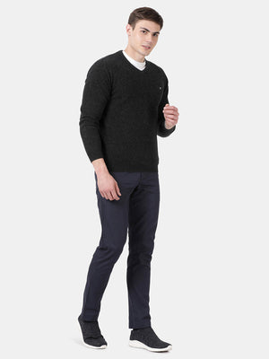 t-base Black Full Sleeve V-Neck Solid Sweater
