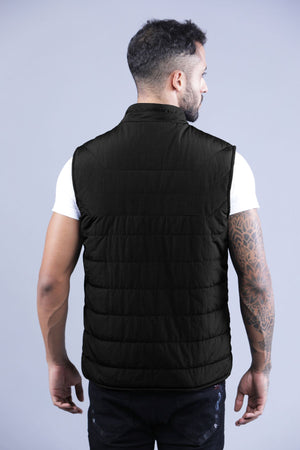 Black Polyester Solid Sleeveless Jacket